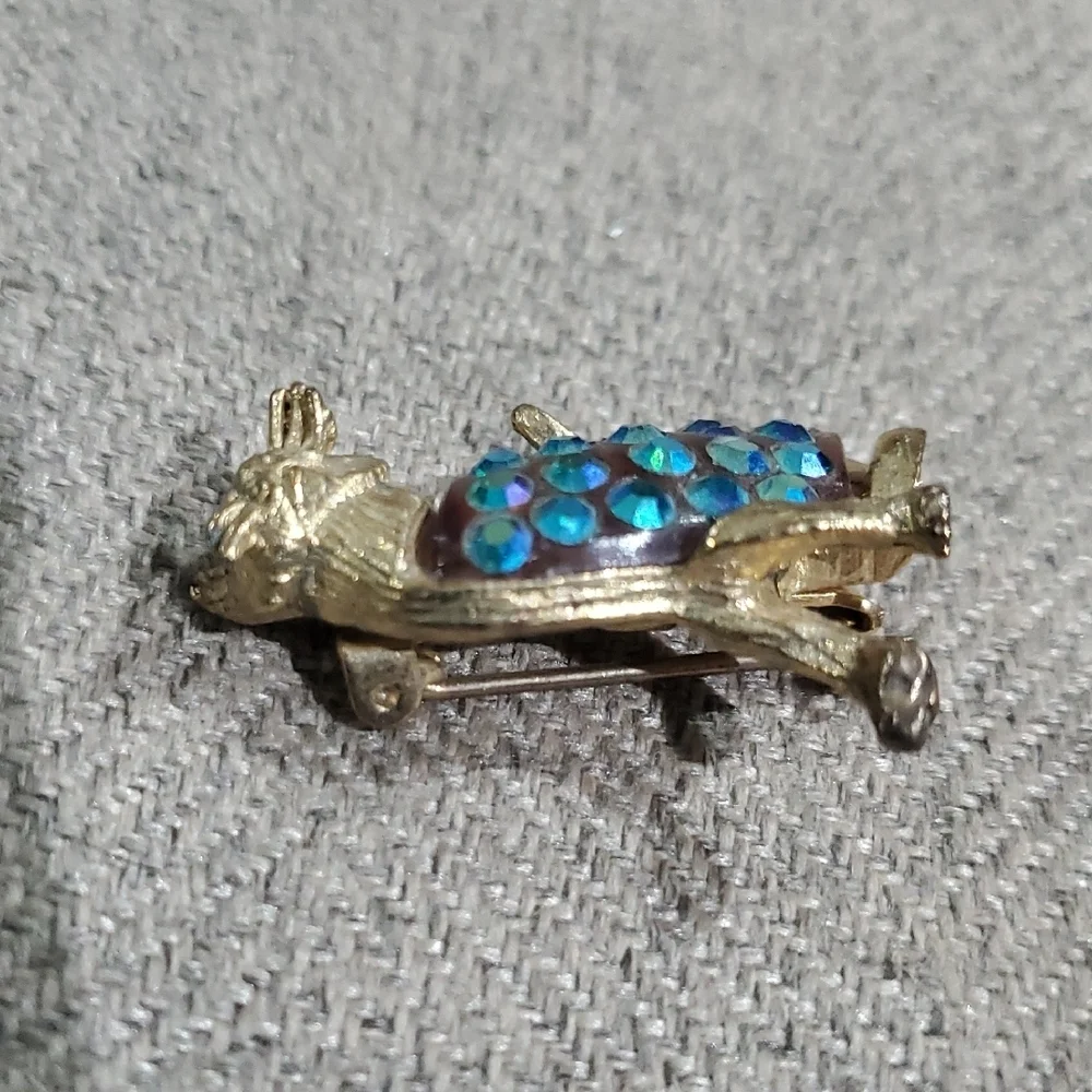 Vintage Gold Tone and Blue Belly Kitty Cat Brooch Meow Animal Gems Bling